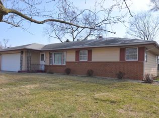 1847 Schell Dr, Rockford, IL 61109