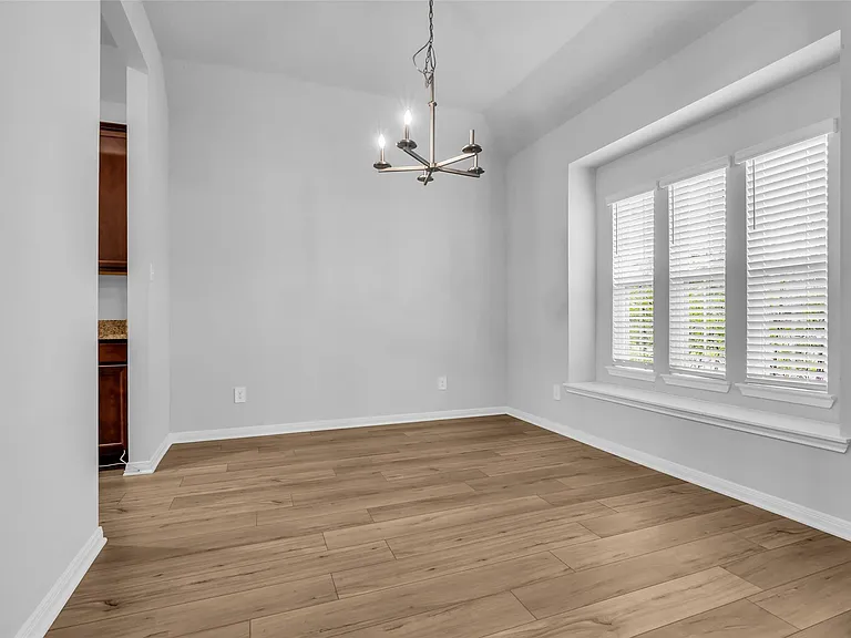 3430 Redbridge Ct — Photo 16