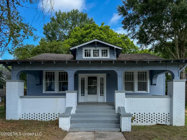 322 S 6th St, McComb, MS 39648