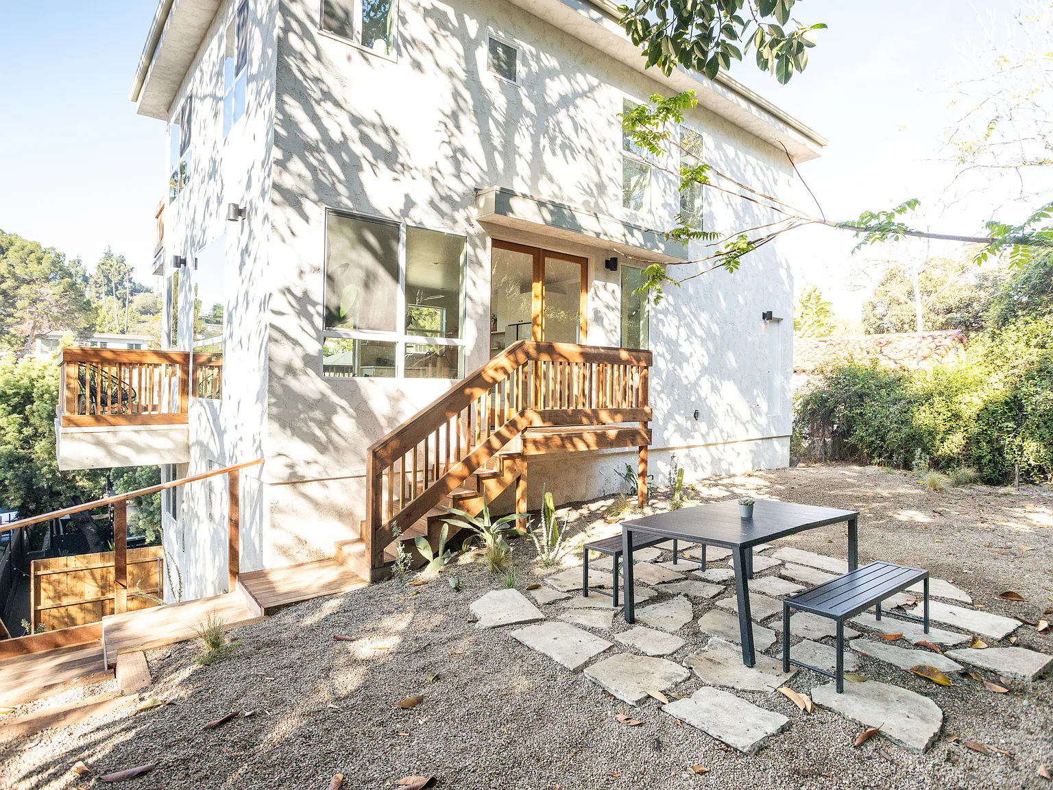 3 bed, 1700 sqft, $6,995 — Photo 1