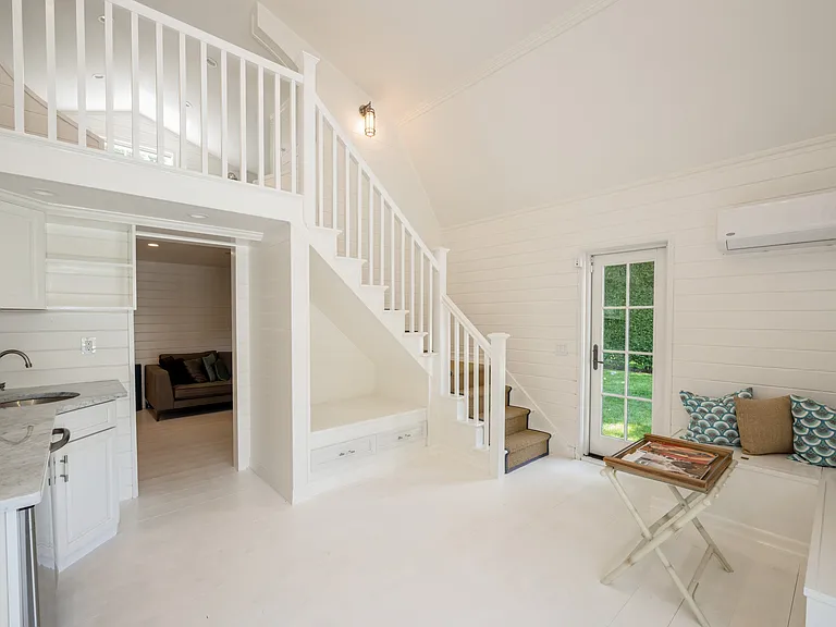 91 Lewis St — Photo 30