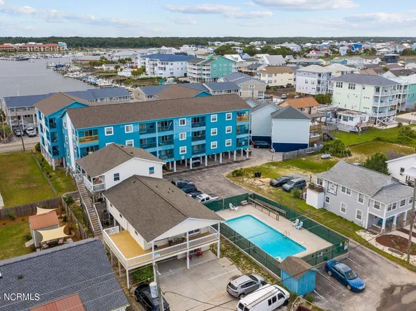 1404 Canal Drive Apt 17, Carolina Beach, NC 28428