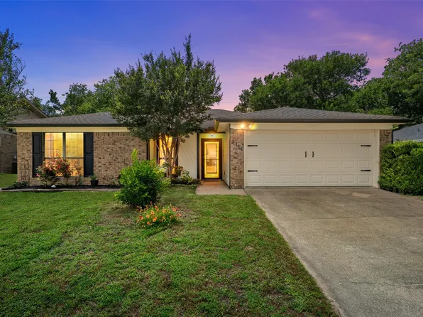 2111 Skylark Dr, Woodway, TX 76712