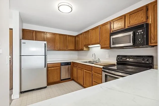 720 3rd Ave NE #306 — Photo 4
