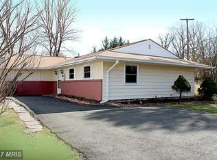 602 N Fillmore Ave, Sterling, VA 20164