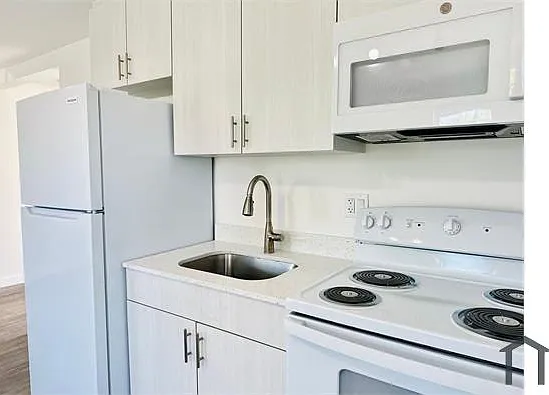 1 bed, 550 sqft, $1,550 — Photo 2