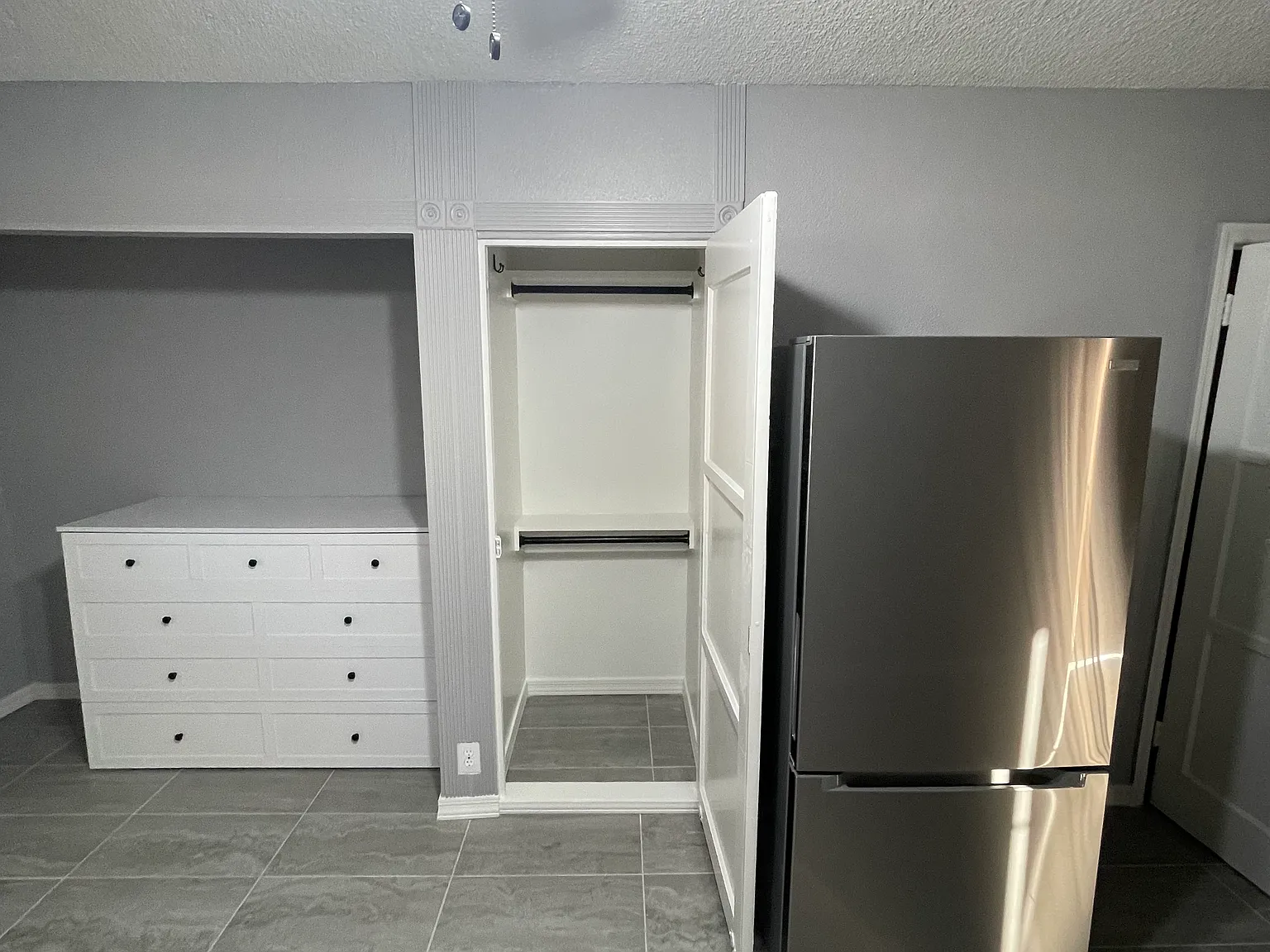 Studio, 300 sqft, $980 — Photo 3