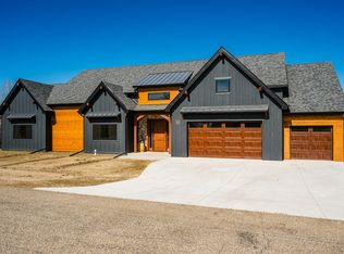 18 Canyon View Dr, Sheridan, WY 82801