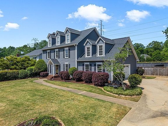 5th image of 5 Staten Ln