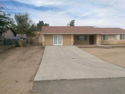 17000 Cholla Ave, Hesperia, CA, 92345