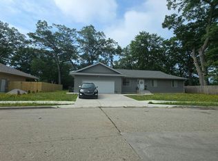 1077 Leonard Ave, Muskegon, MI 49442