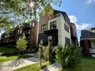 10043 89th Ave NW #1, Edmonton, AB T6E 2S7