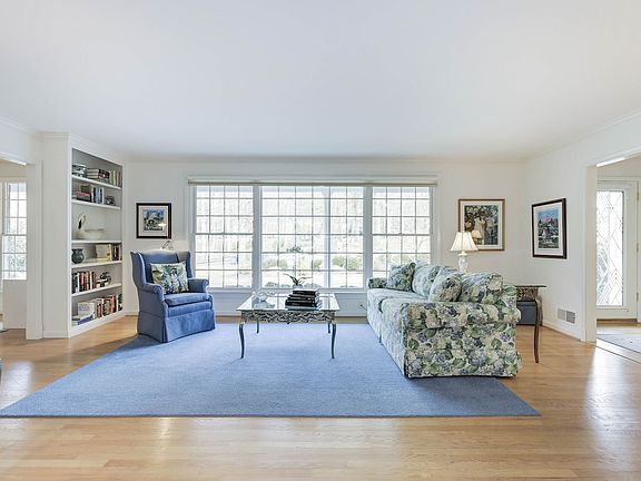 Sun-filled living room 