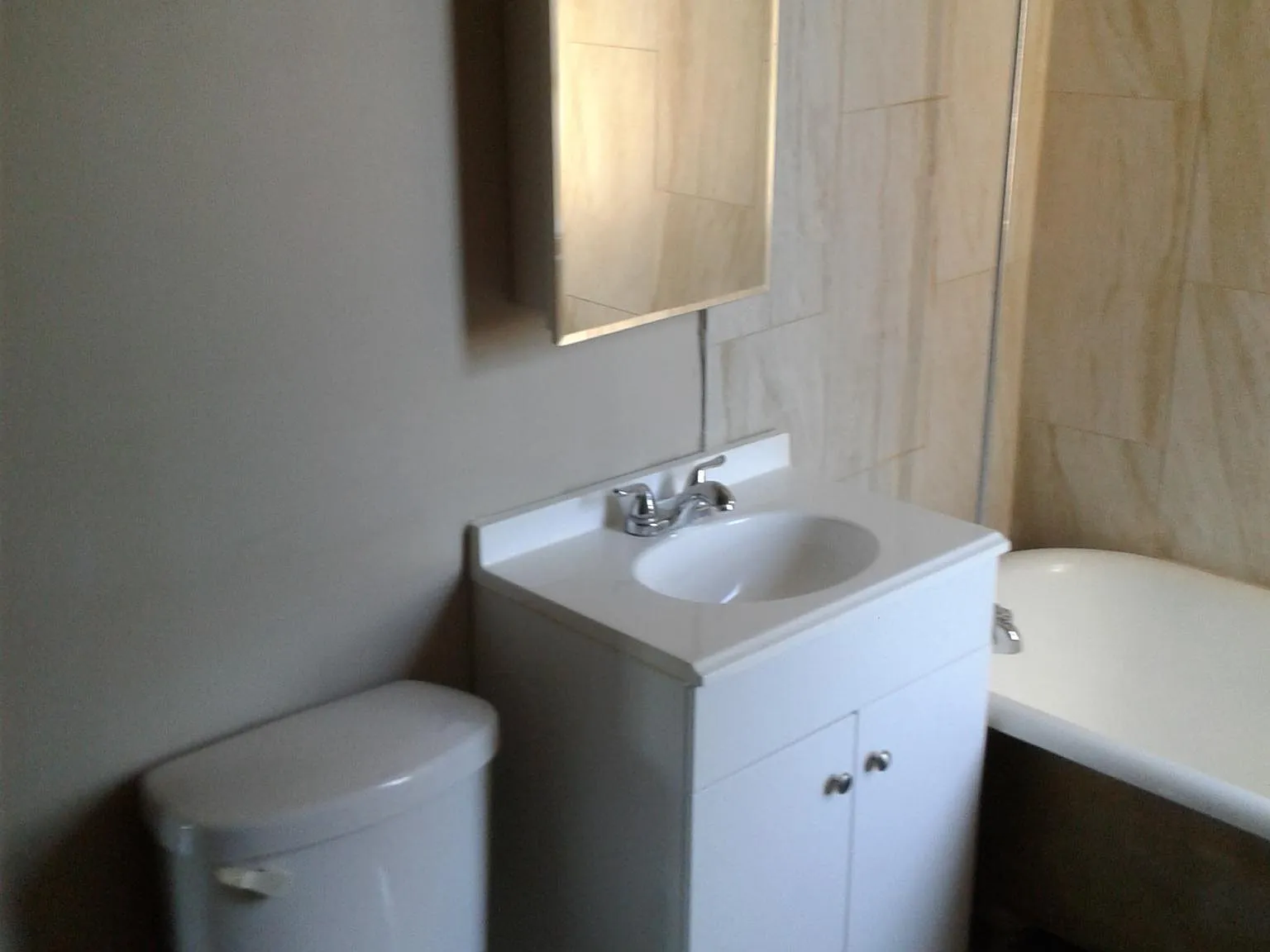 2 bed, $1,800 — Photo 3