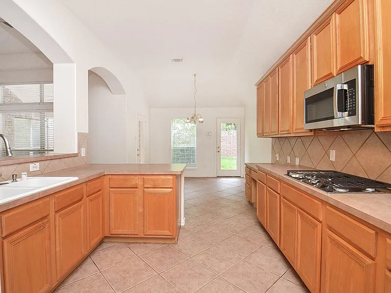 2607 Grand Plantation Ct — Photo 21