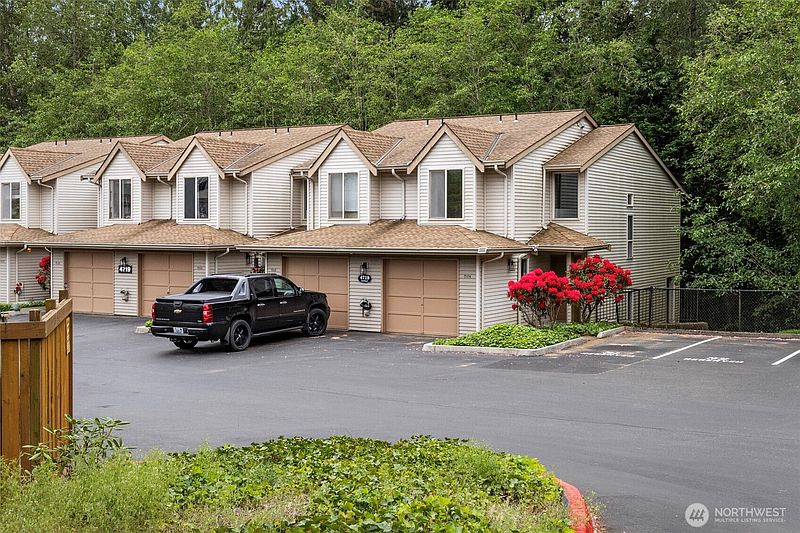 2nd image of 4719 NW Walgren Drive #106