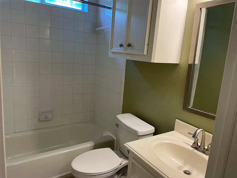 15480 Constellation Cir W — Photo 25