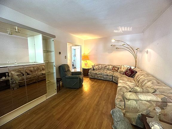 2nd image of 2038 E 58th St #128C