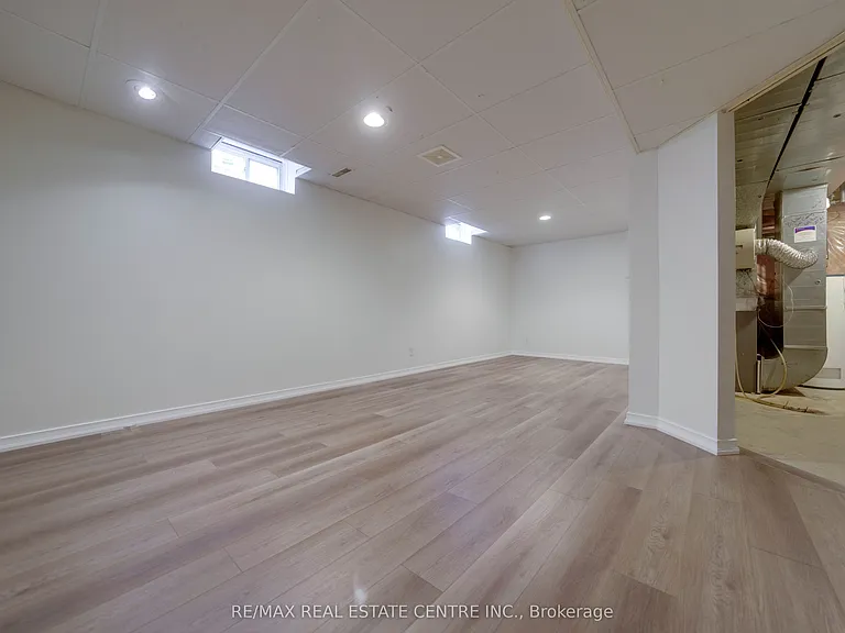 5915 Hemingway Rd — Photo 34