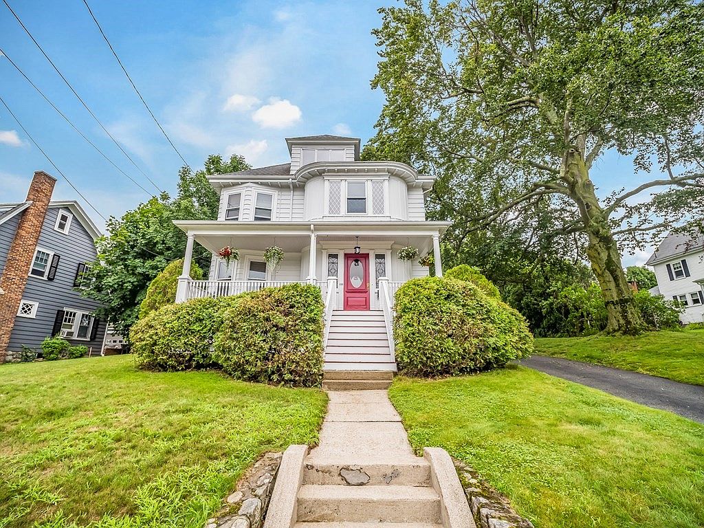 133 Salem St, Woburn, MA 01801 Zillow