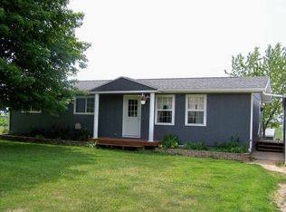 621 West St, Rewey, WI 53580