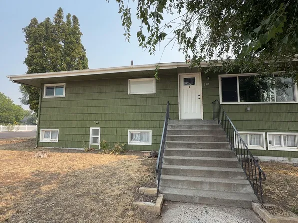 Graves Court Duplex, 210 SE Court St #B, Prineville, OR 97754