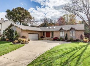 120 Leighton Ln, Akron, OH