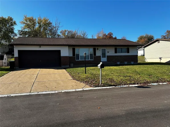 2629 Diane Dr, Arnold, MO 63010