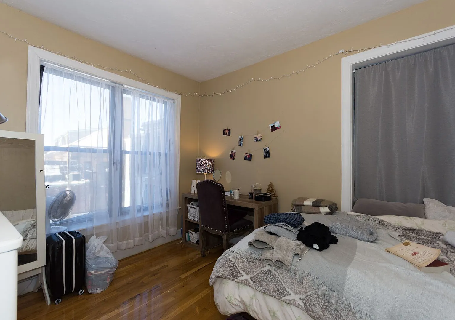 4-Bedroom Apartment in Allston | 9/1 Move-In | Student Friendly — Photo 4
