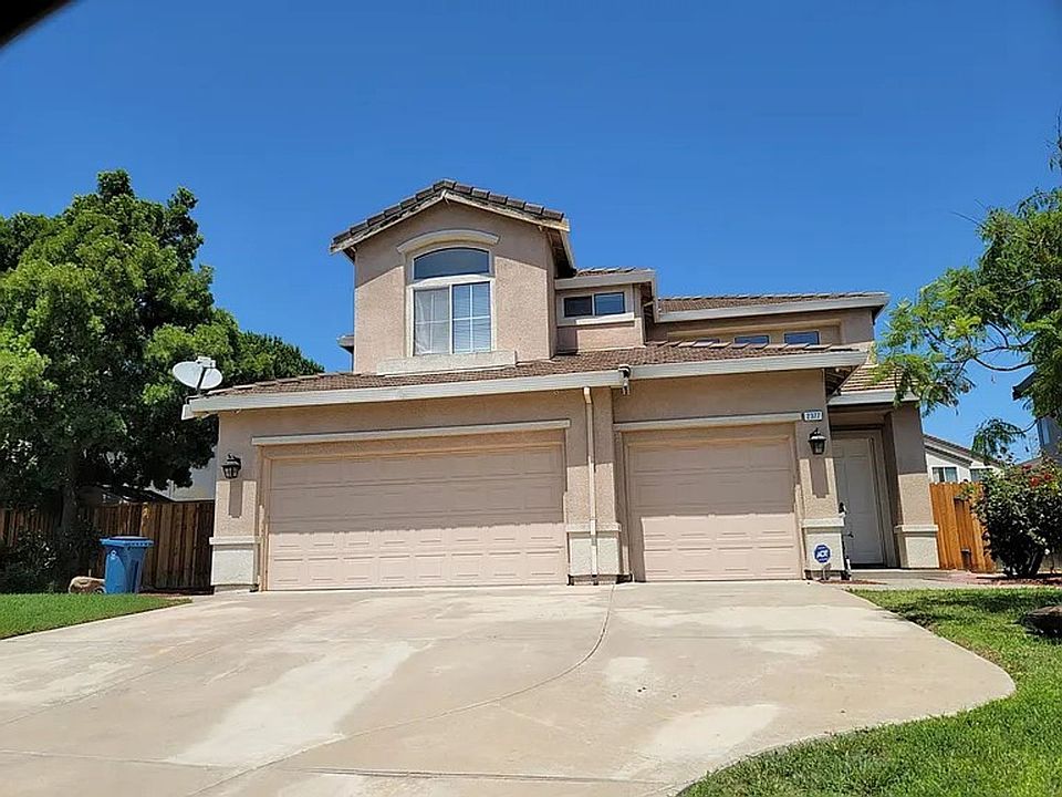 1st image of 2377 Yorkshire Dr
