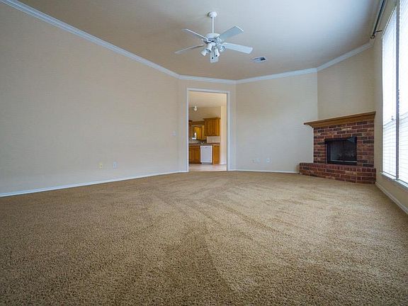 Living Room. Gas Fireplace.