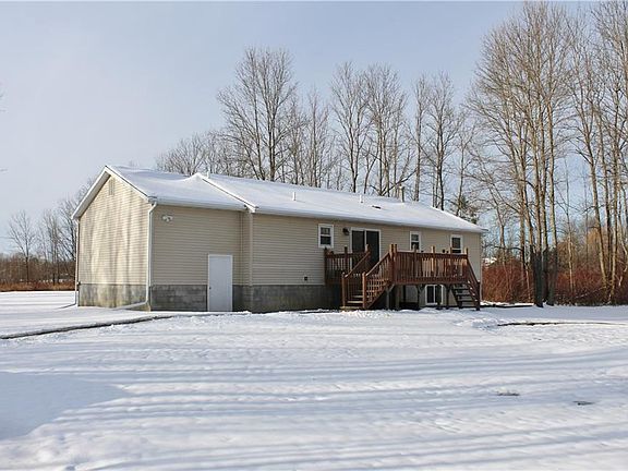 3rd image of 8822 Bridgeport Kirkville Rd