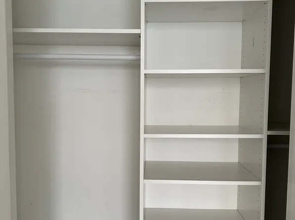 252 South Street image 4 of 17