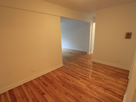 3rd image of 3315 81st St APT 4C
