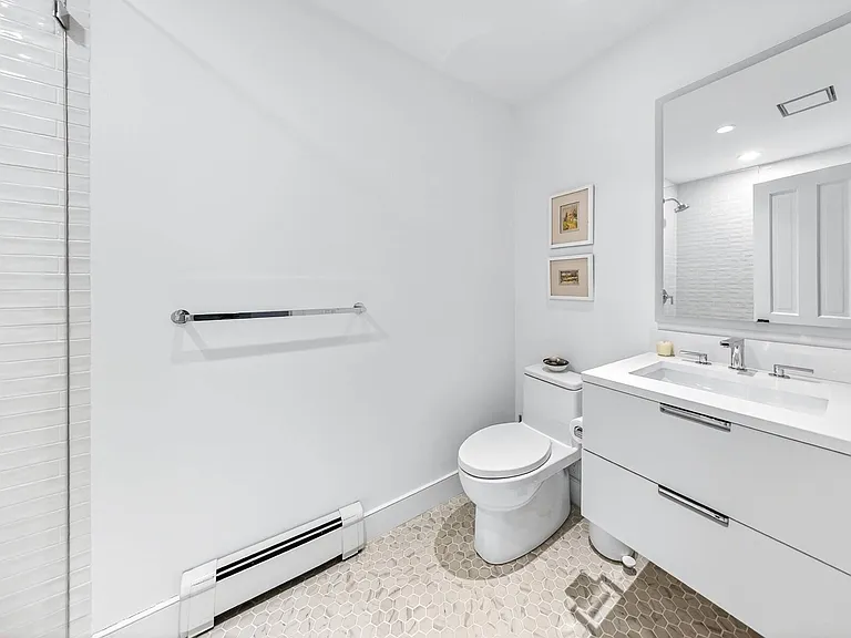 24 Lilla Ln — Photo 16