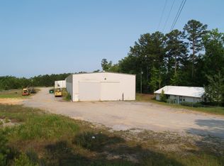 8752 Hillview Dr, Meridian, MS 39305