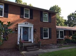 1411 Stonington Rd NW, North Canton, OH 44720