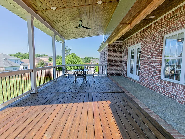 122 Buckhaven Dr — Photo 43