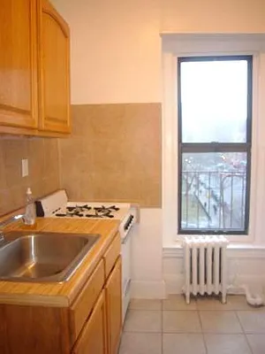 Rented by R New York | media 17