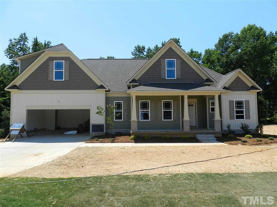 1st image of 100 Breadnut Dr