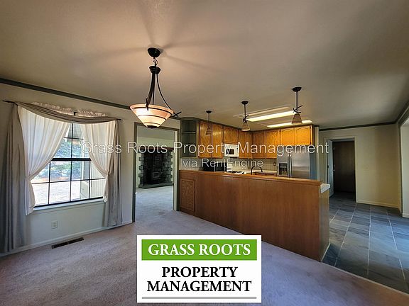 4th image of 17060 Alexandra Way
