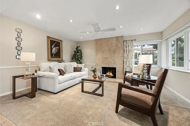 212 Barranca Dr — Photo 6