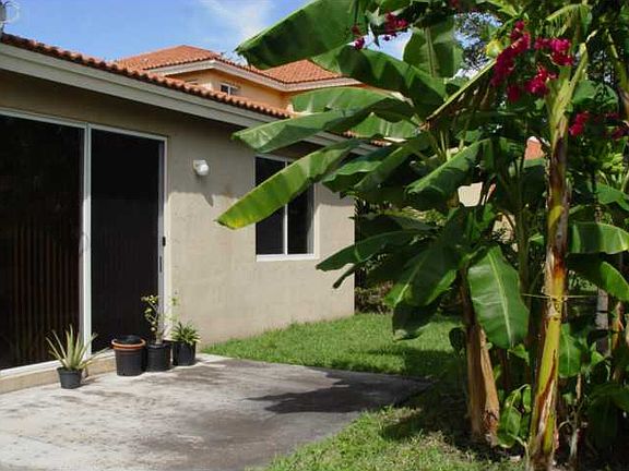3rd image of 20901 SW 92nd Ct