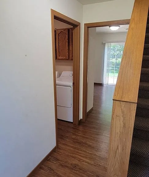 411-413 Gaylee St — Photo 8