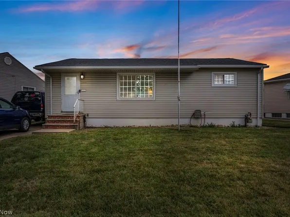 15408 Darke Blvd, Brookpark, OH 44142