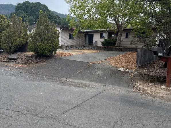 1228 Los Robles Drive, Sonoma, CA 95476