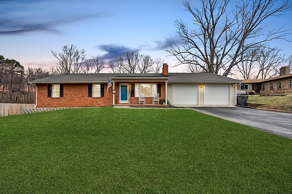 317 Ingal Blvd, Salem, VA 24153 Zillow