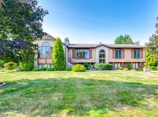 1038 Killinger Rd, Clinton, OH 44216