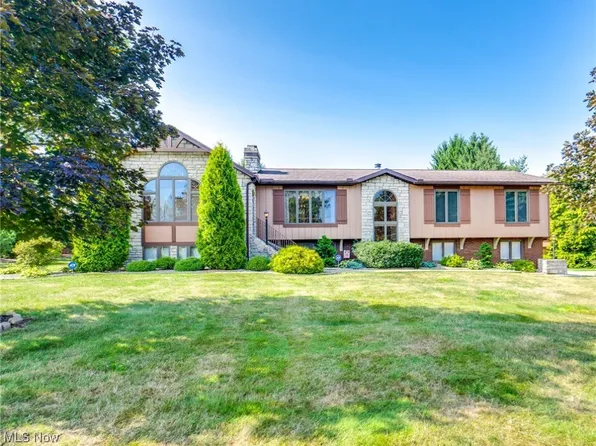 1038 Killinger Rd, Clinton, OH 44216