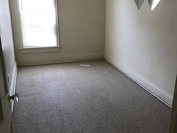 Bedroom - 13' x 7'
